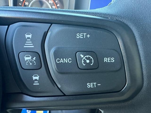 new 2025 Jeep Wrangler car, priced at $43,817