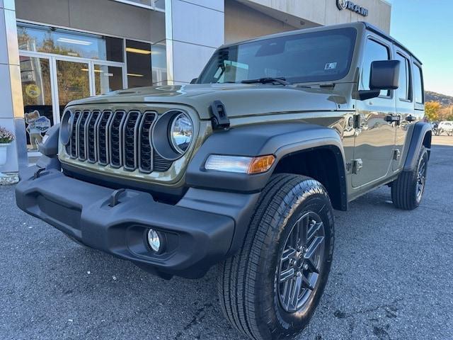 new 2025 Jeep Wrangler car, priced at $43,817