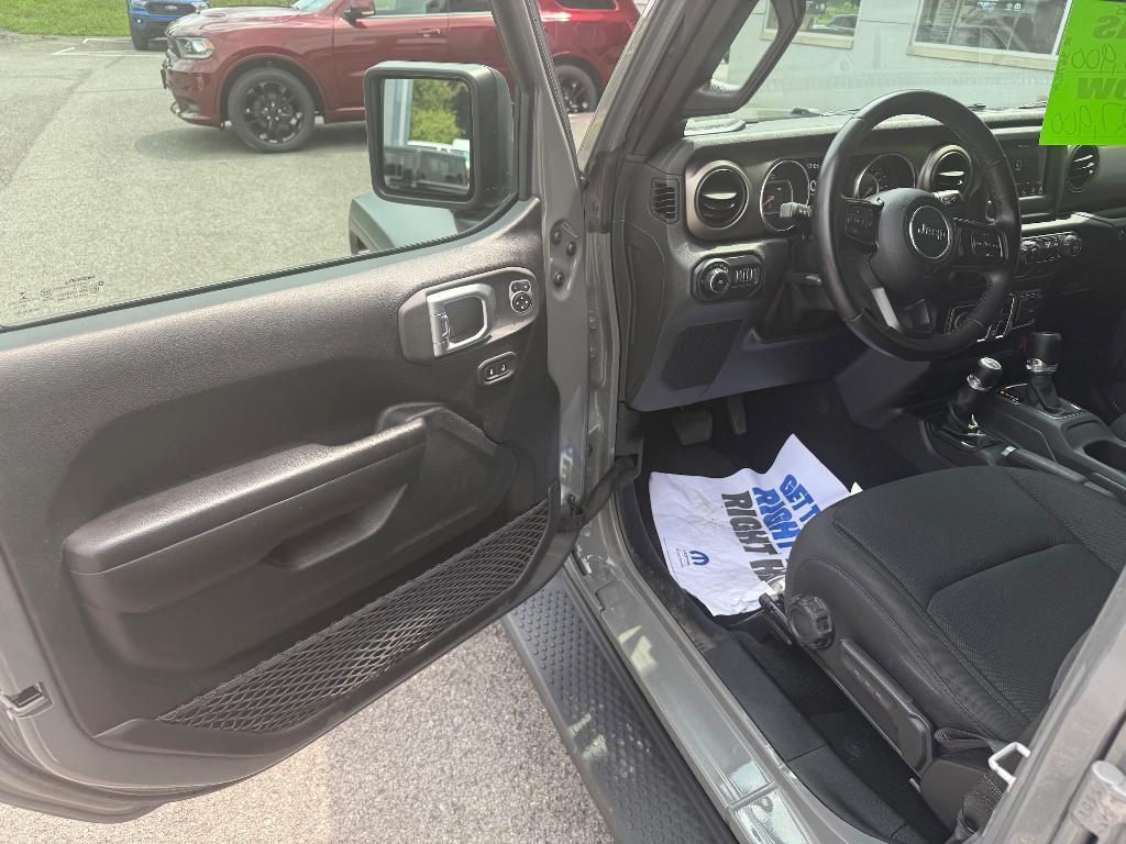 used 2020 Jeep Wrangler Unlimited car, priced at $27,900