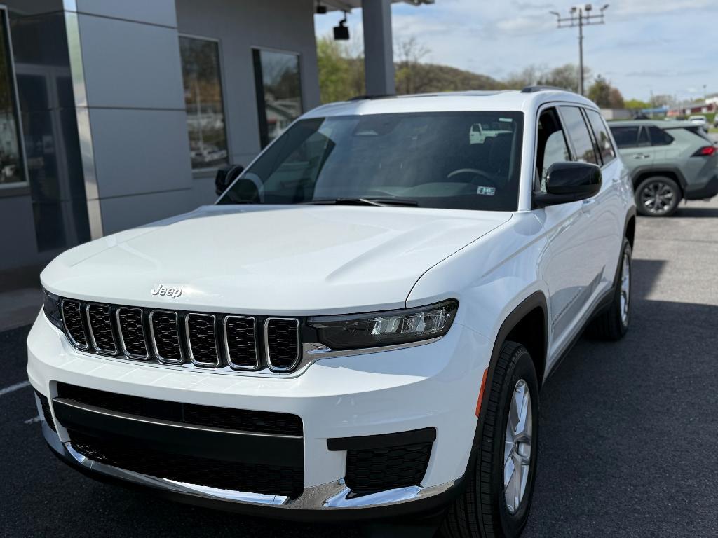 new 2025 Jeep Grand Cherokee L car, priced at $44,579