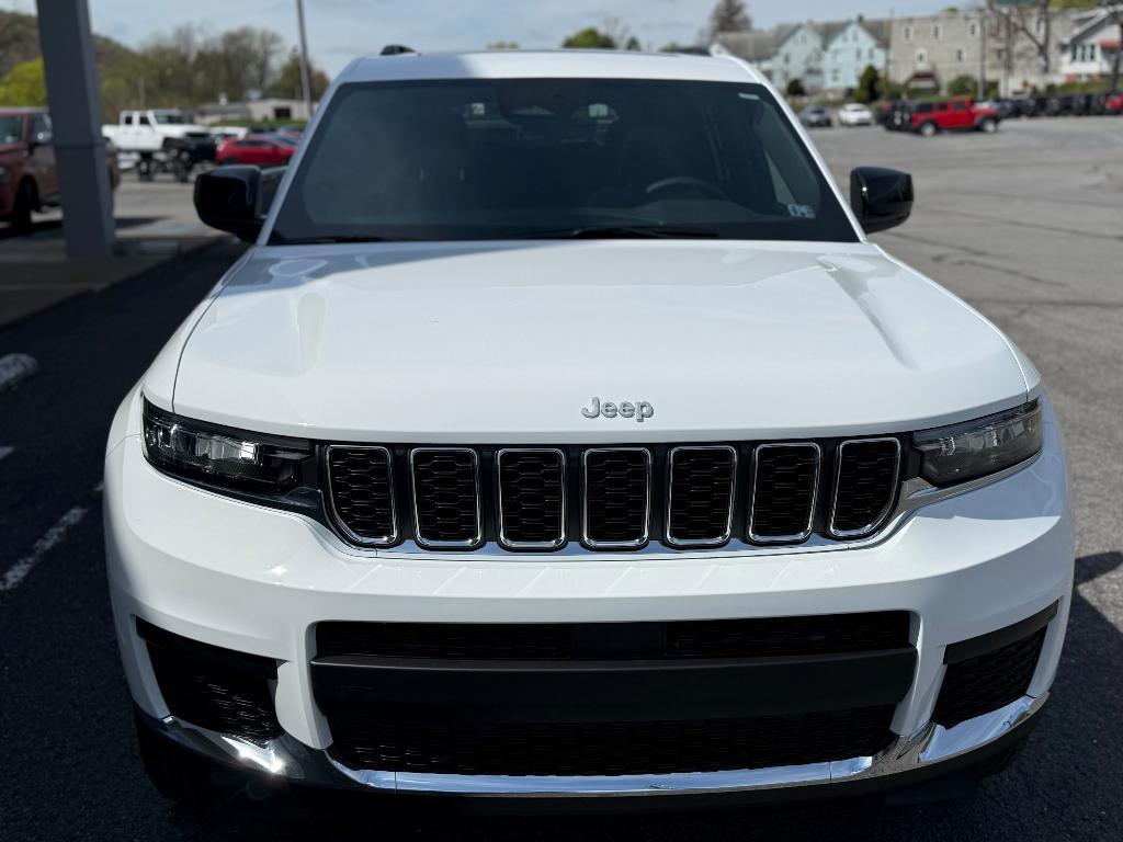new 2025 Jeep Grand Cherokee L car, priced at $44,579