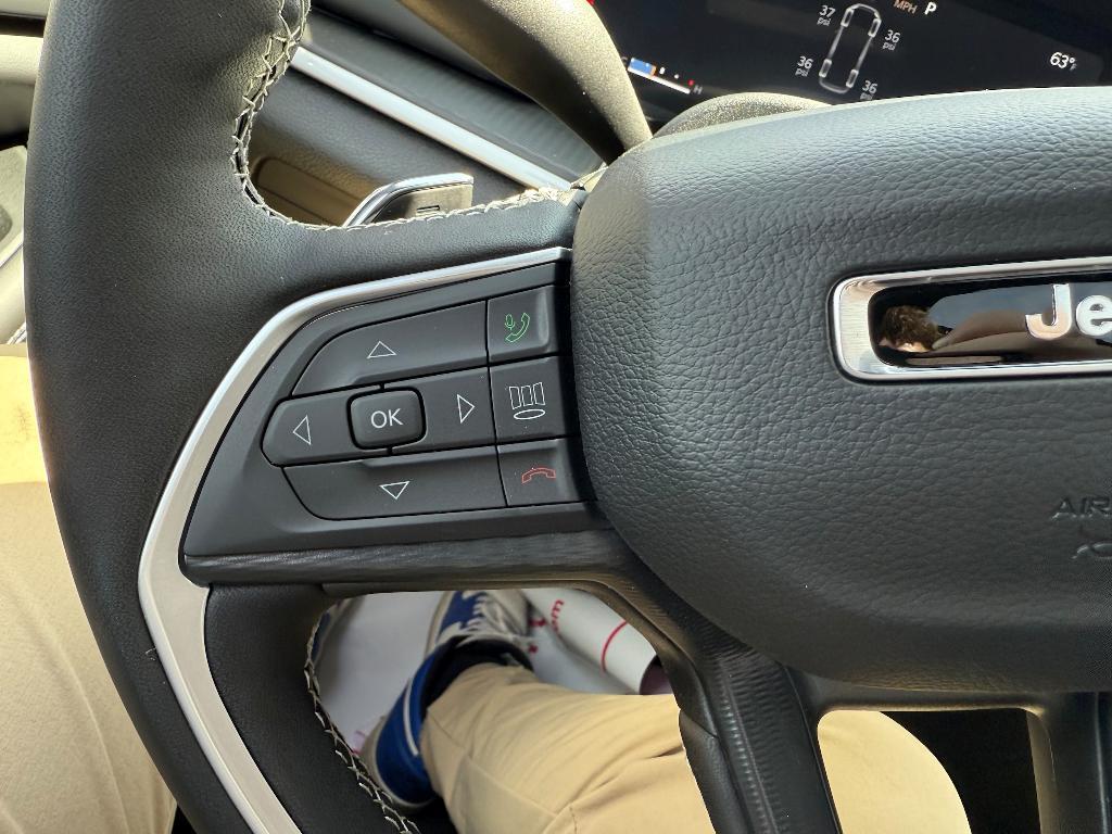 new 2025 Jeep Grand Cherokee L car, priced at $44,579