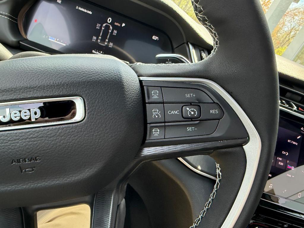 new 2025 Jeep Grand Cherokee L car, priced at $44,579