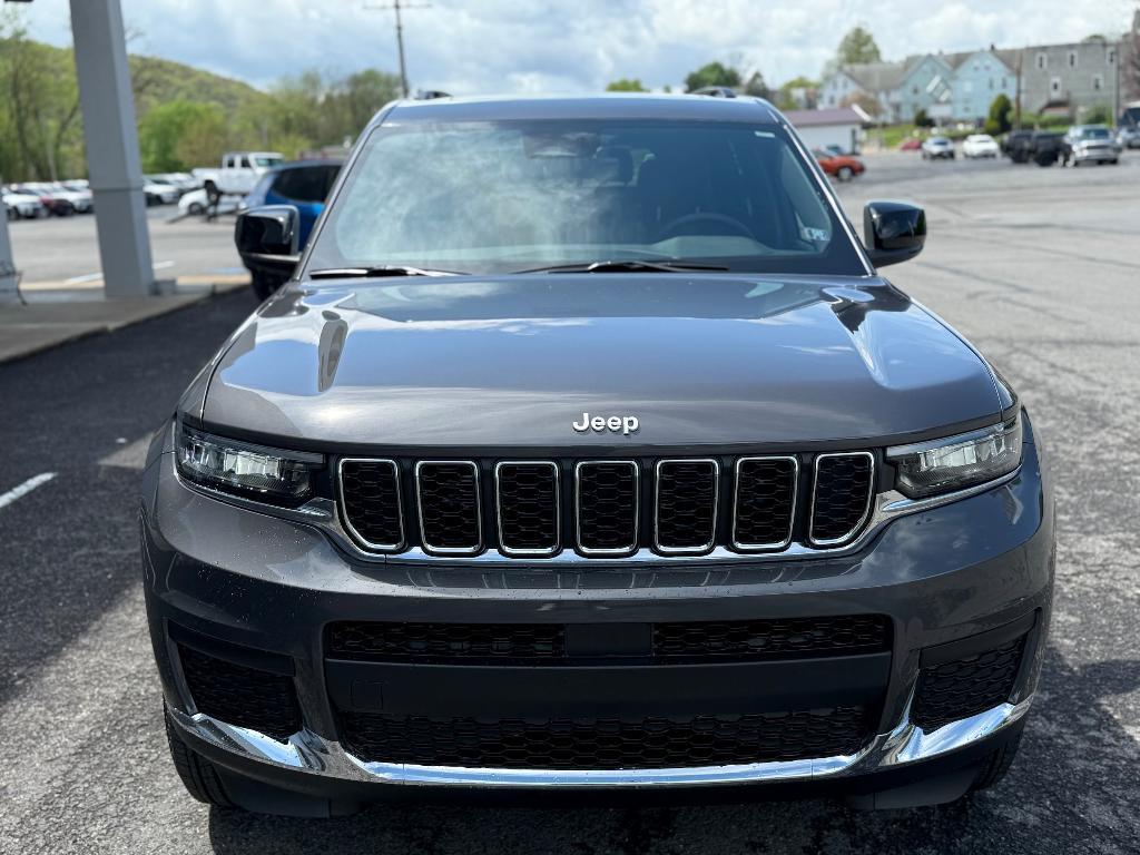 new 2025 Jeep Grand Cherokee L car, priced at $45,174