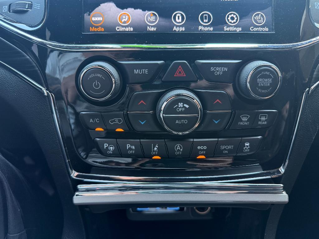 used 2021 Jeep Grand Cherokee car, priced at $33,900