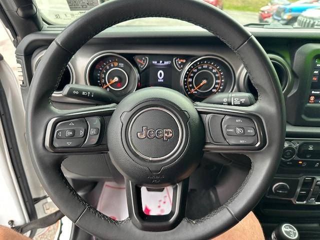 used 2023 Jeep Gladiator car, priced at $34,900
