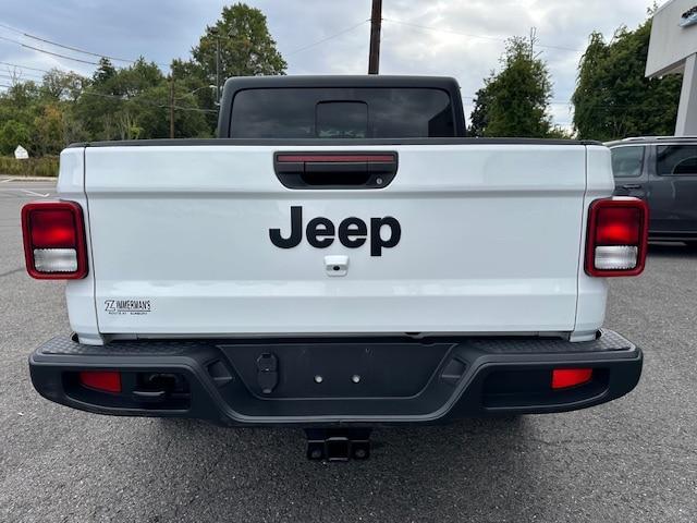 used 2023 Jeep Gladiator car, priced at $34,900