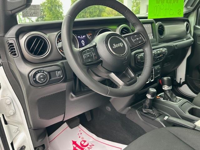 used 2023 Jeep Gladiator car, priced at $34,900