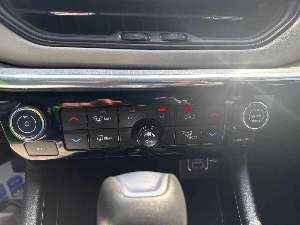 used 2022 Jeep Compass car, priced at $26,437