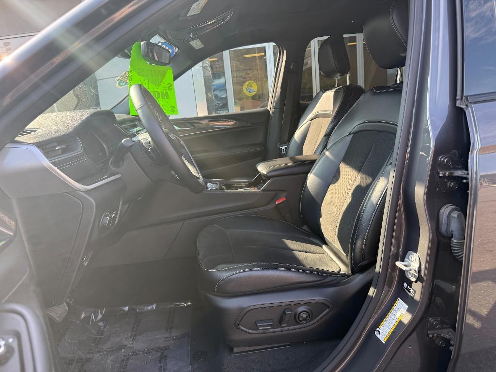 used 2021 Jeep Grand Cherokee L car, priced at $29,324