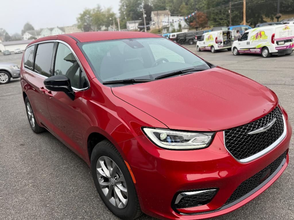 new 2026 Chrysler Pacifica car, priced at $44,605