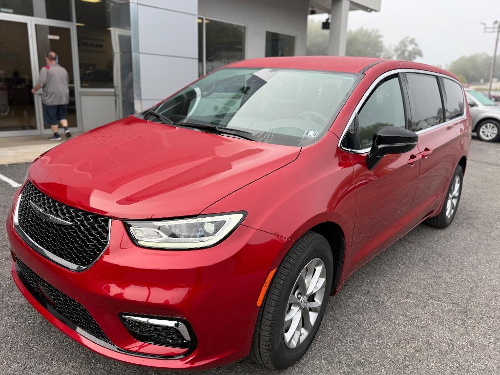 new 2026 Chrysler Pacifica car, priced at $44,605