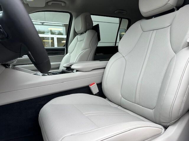 new 2024 Jeep Wagoneer L car, priced at $69,141