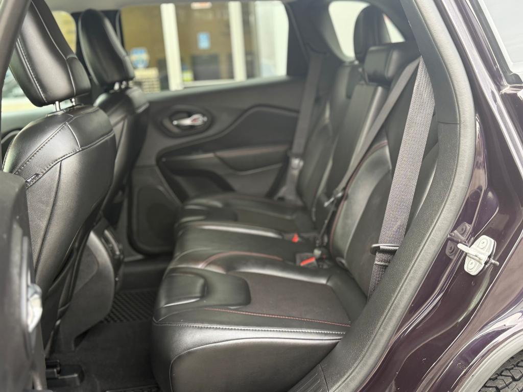 used 2021 Jeep Cherokee car, priced at $27,900