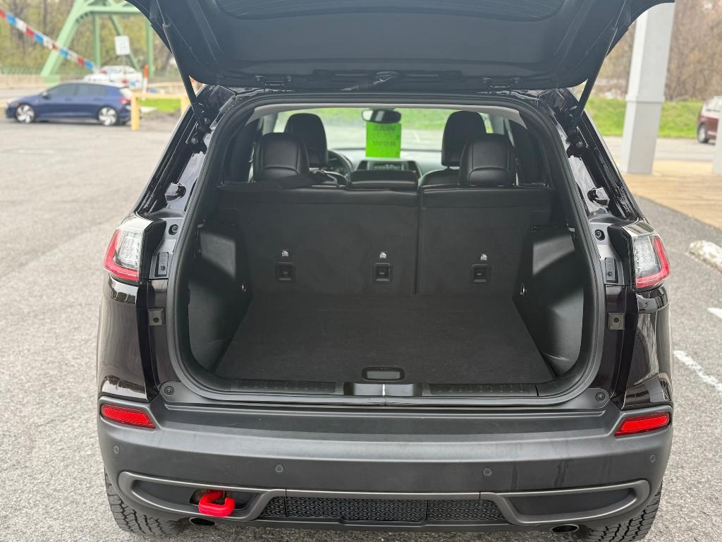 used 2021 Jeep Cherokee car, priced at $27,900