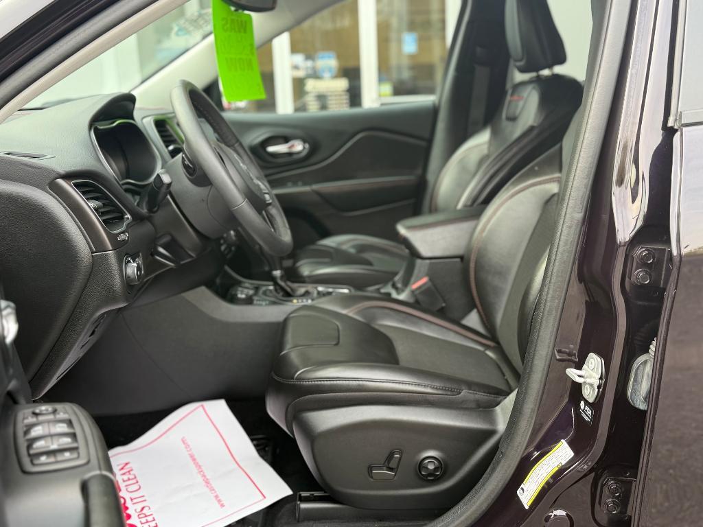 used 2021 Jeep Cherokee car, priced at $27,900