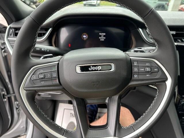 new 2024 Jeep Grand Cherokee car, priced at $37,345