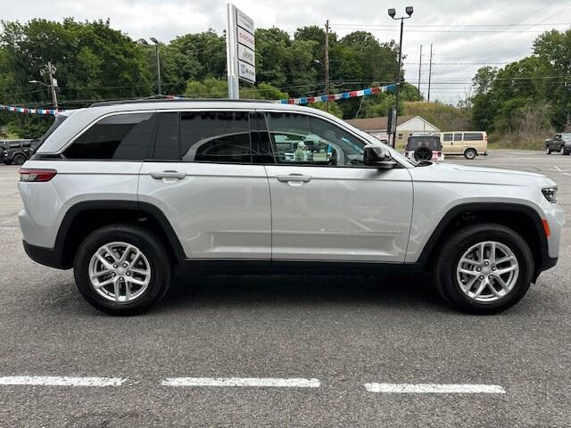 new 2024 Jeep Grand Cherokee car, priced at $37,345