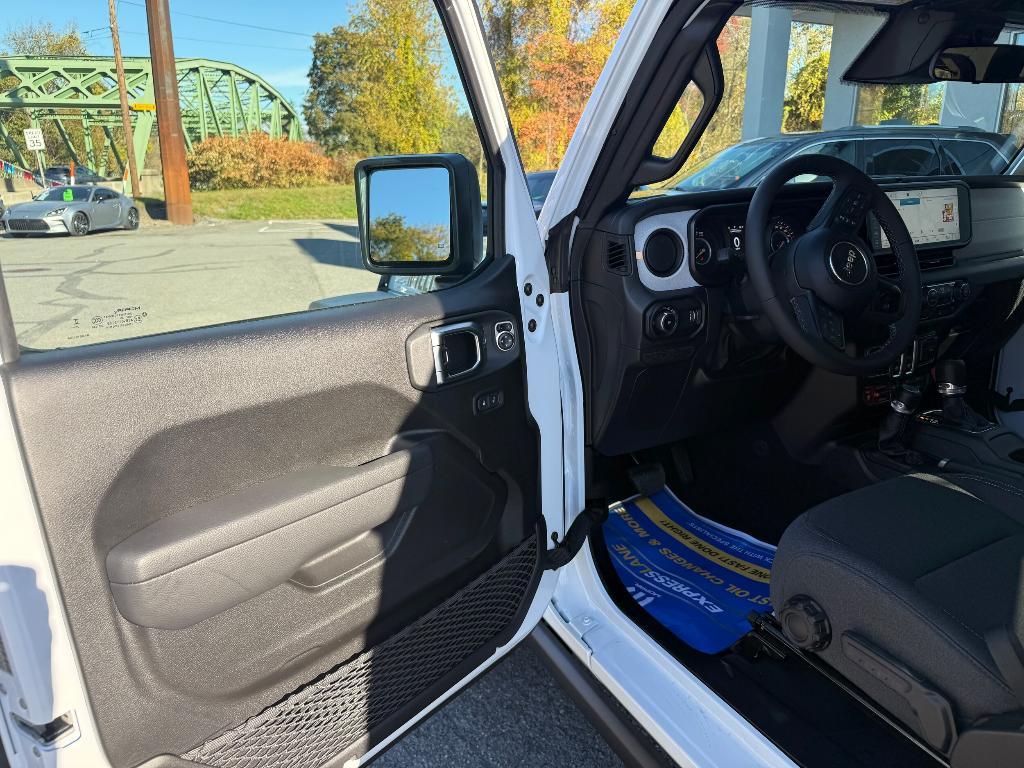 new 2026 Jeep Wrangler car, priced at $44,290