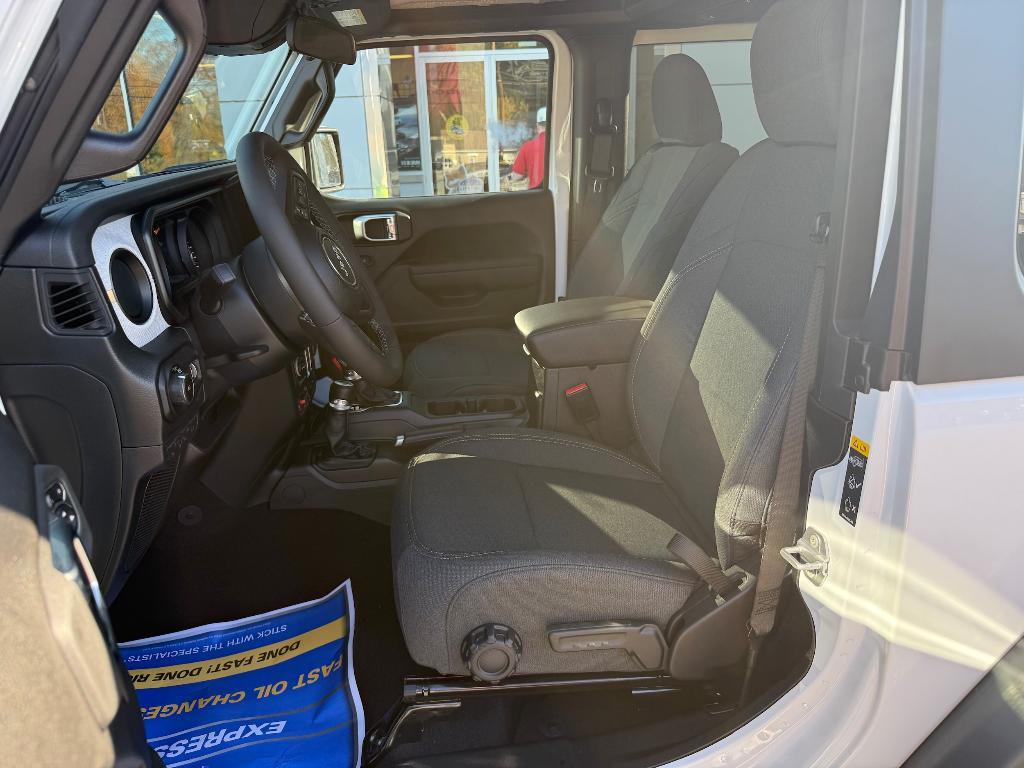 new 2026 Jeep Wrangler car, priced at $44,290