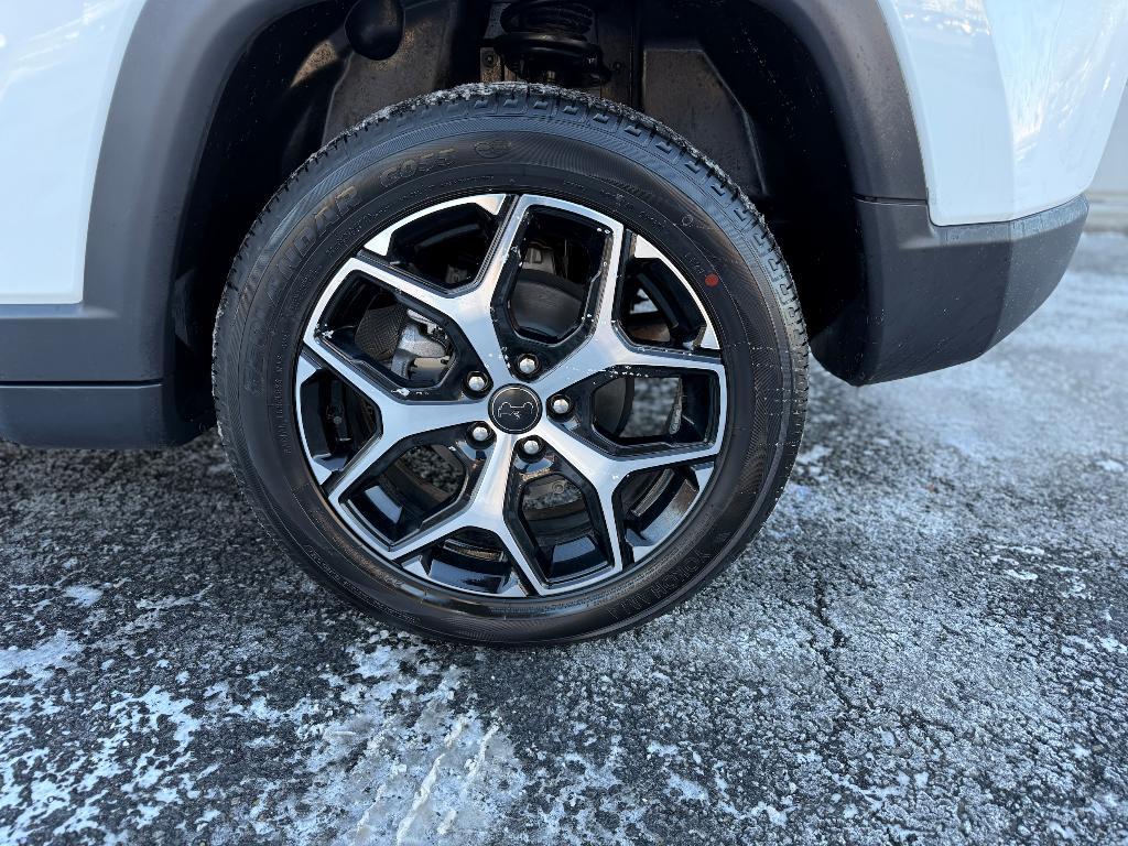 new 2025 Jeep Compass car, priced at $32,148