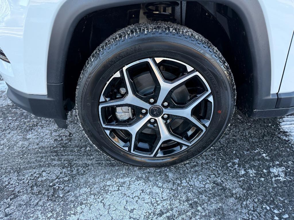 new 2025 Jeep Compass car, priced at $31,740