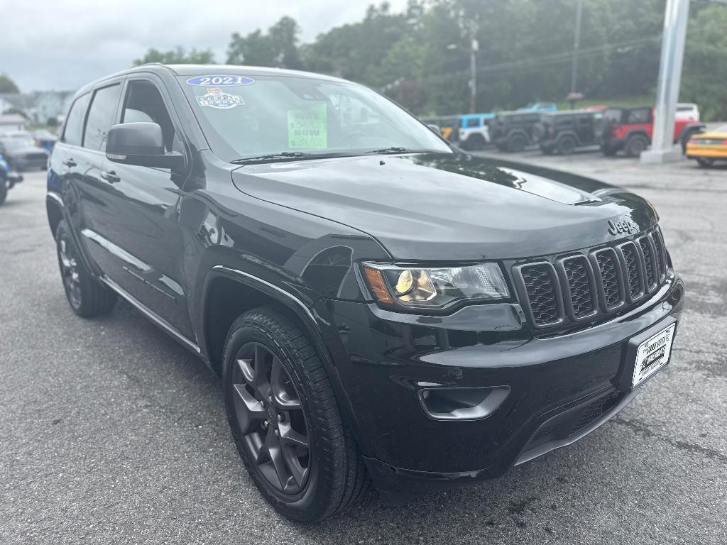used 2021 Jeep Grand Cherokee car, priced at $31,900