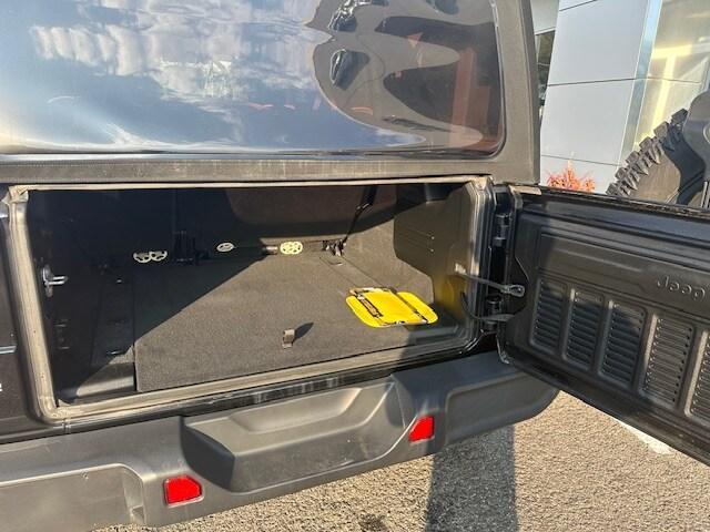 used 2019 Jeep Wrangler Unlimited car, priced at $27,594