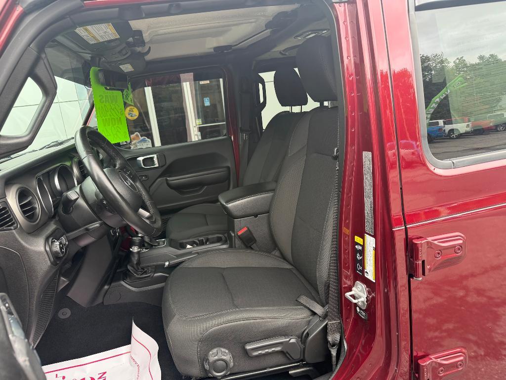 used 2021 Jeep Gladiator car, priced at $31,900