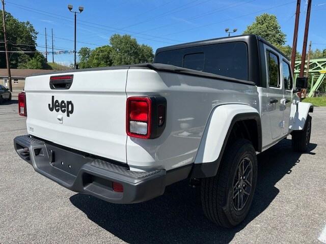 new 2024 Jeep Gladiator car, priced at $43,043