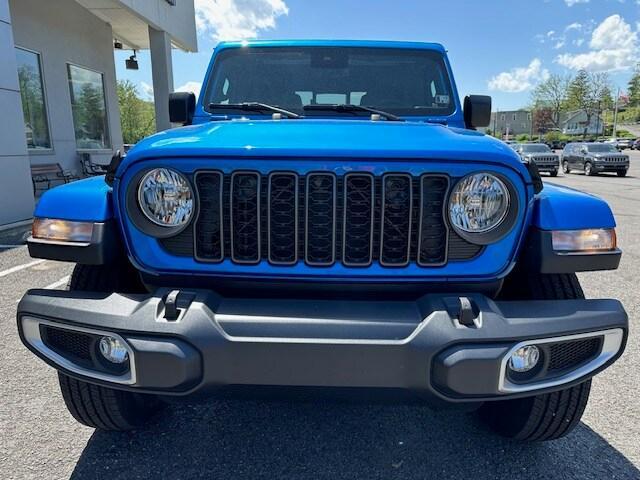 new 2024 Jeep Gladiator car, priced at $43,490