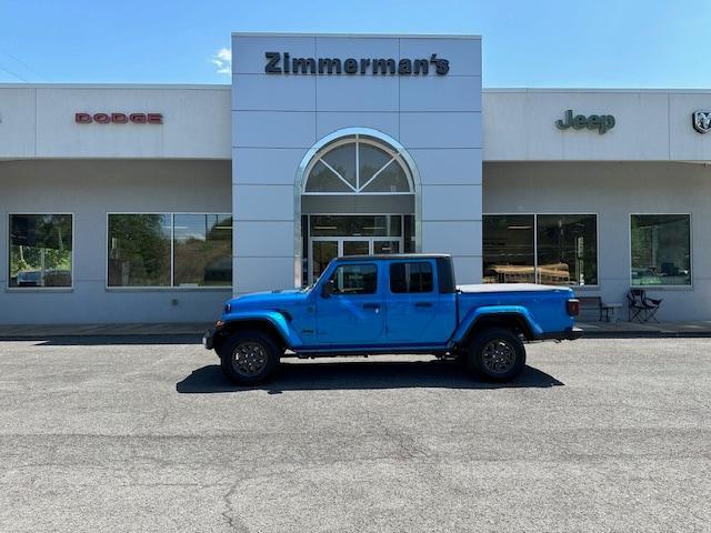 new 2024 Jeep Gladiator car, priced at $40,900