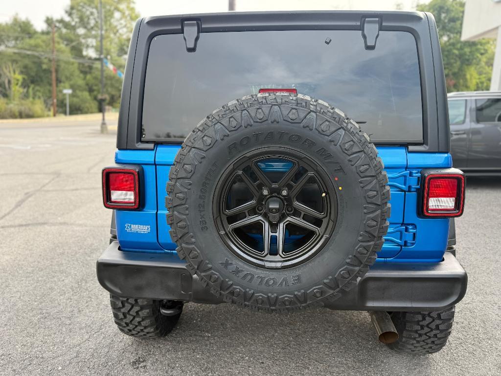 used 2021 Jeep Wrangler Unlimited car, priced at $30,300