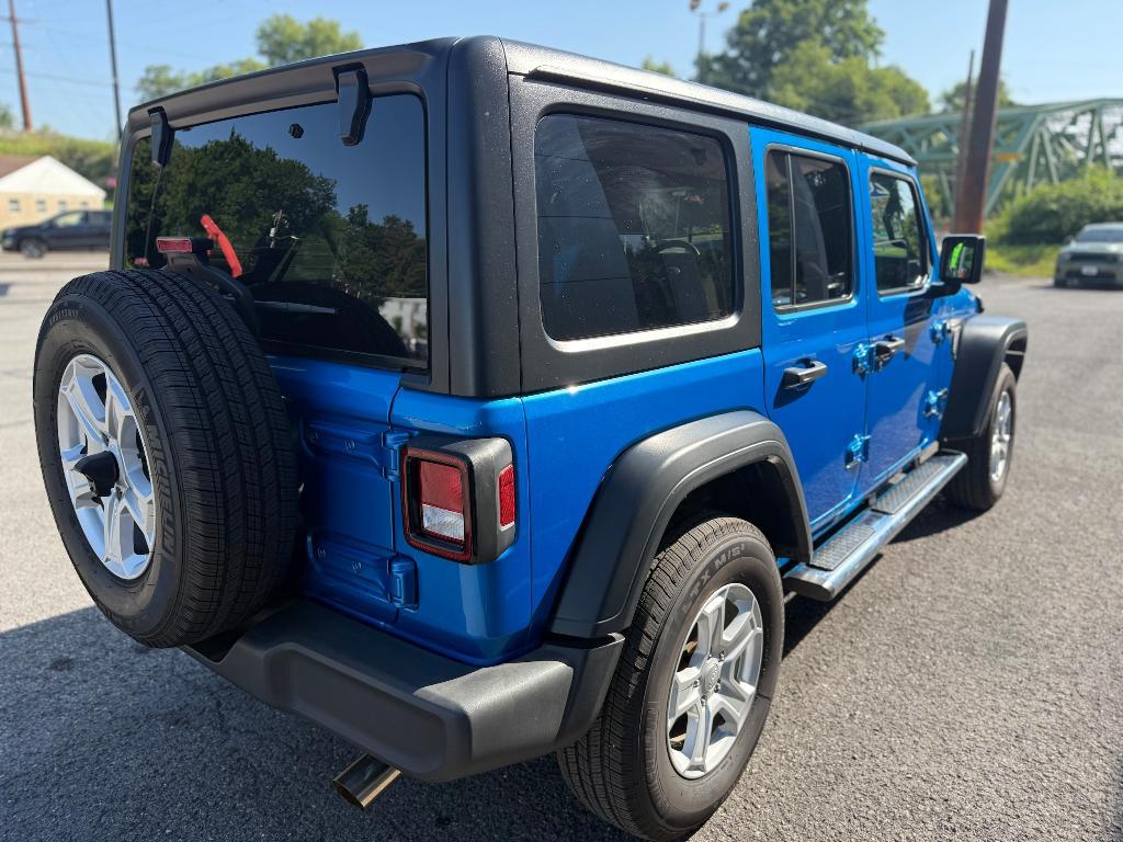 used 2021 Jeep Wrangler Unlimited car, priced at $31,900