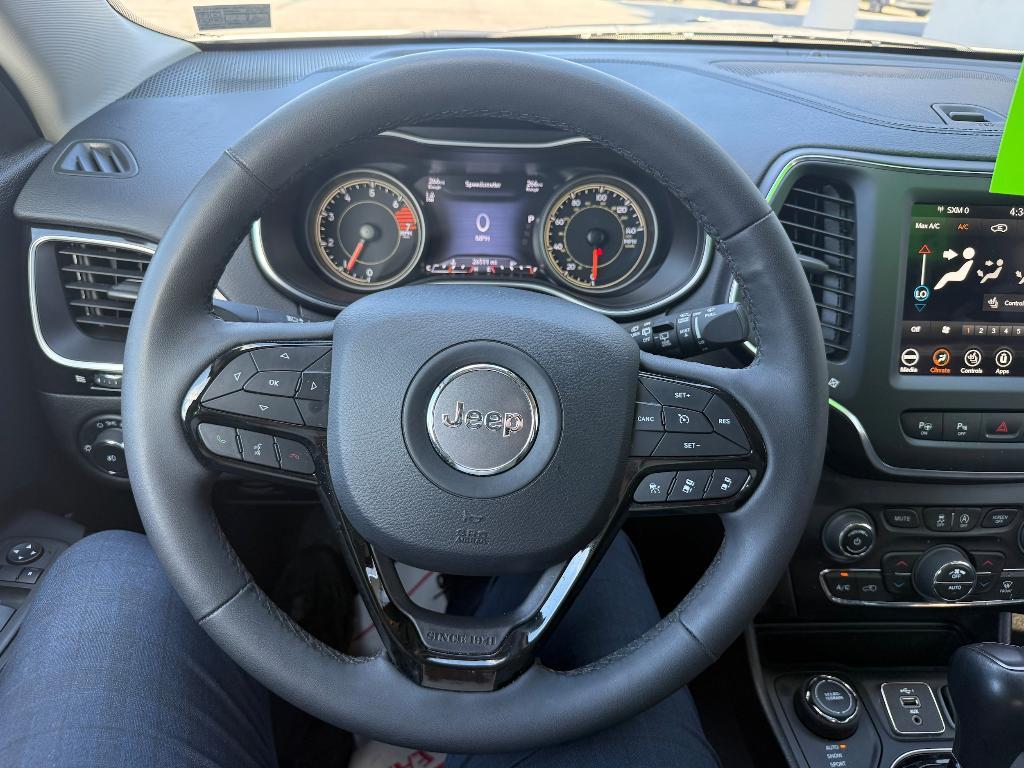 used 2023 Jeep Cherokee car, priced at $27,900