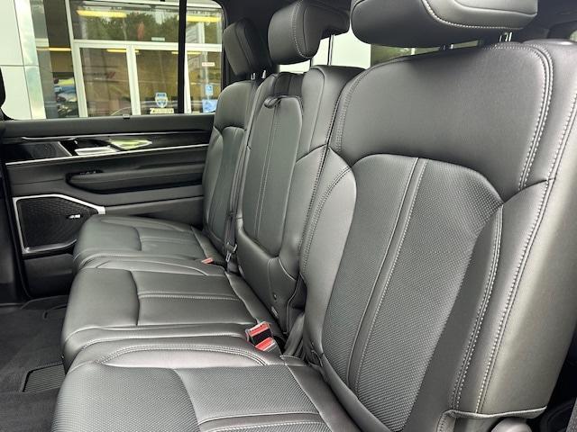 new 2024 Jeep Wagoneer L car, priced at $75,167