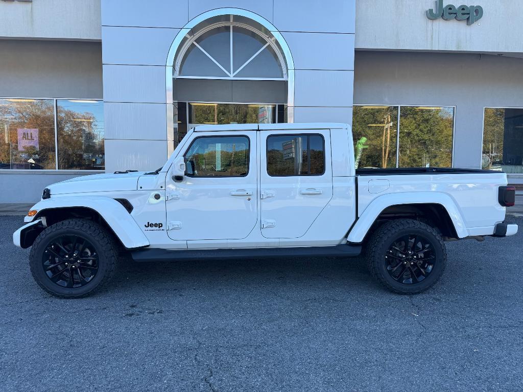 used 2023 Jeep Gladiator car, priced at $38,900