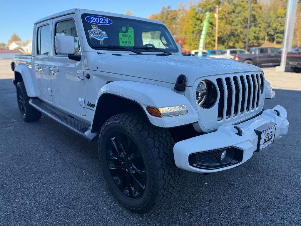 used 2023 Jeep Gladiator car, priced at $38,900