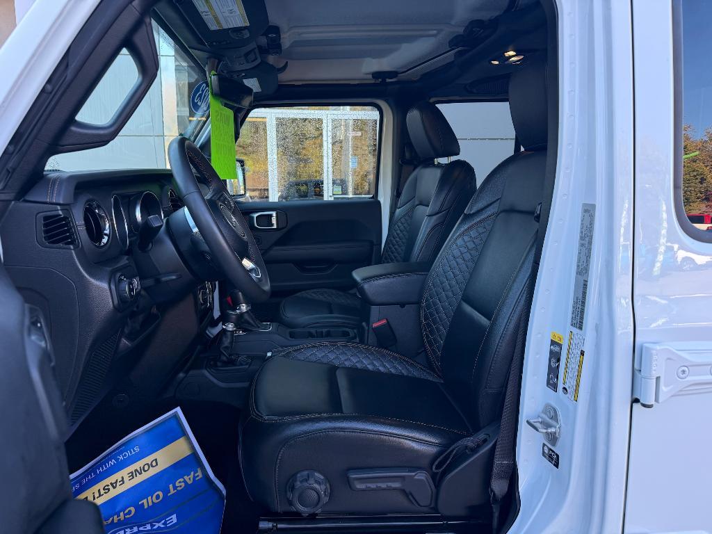 used 2023 Jeep Gladiator car, priced at $38,900