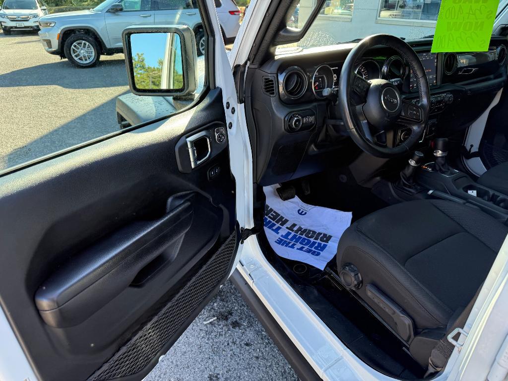 used 2021 Jeep Wrangler Unlimited car, priced at $33,400
