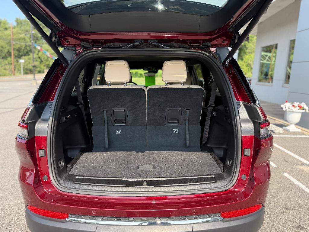 used 2023 Jeep Grand Cherokee L car, priced at $39,600