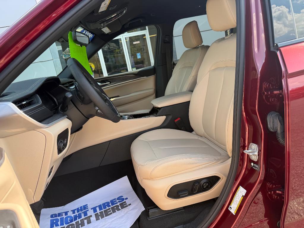 used 2023 Jeep Grand Cherokee L car, priced at $39,600
