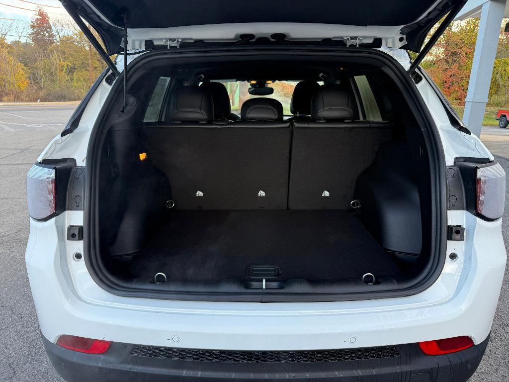 new 2026 Jeep Compass car, priced at $33,562