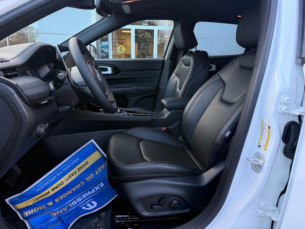 new 2026 Jeep Compass car, priced at $33,562