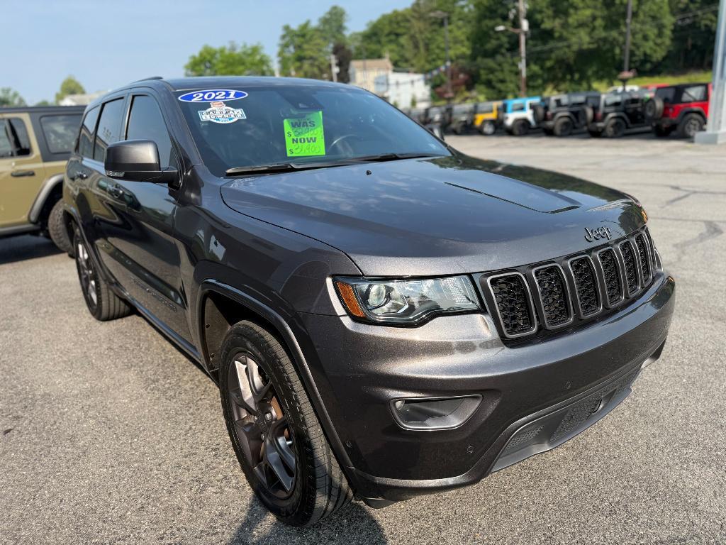 used 2021 Jeep Grand Cherokee car, priced at $31,900
