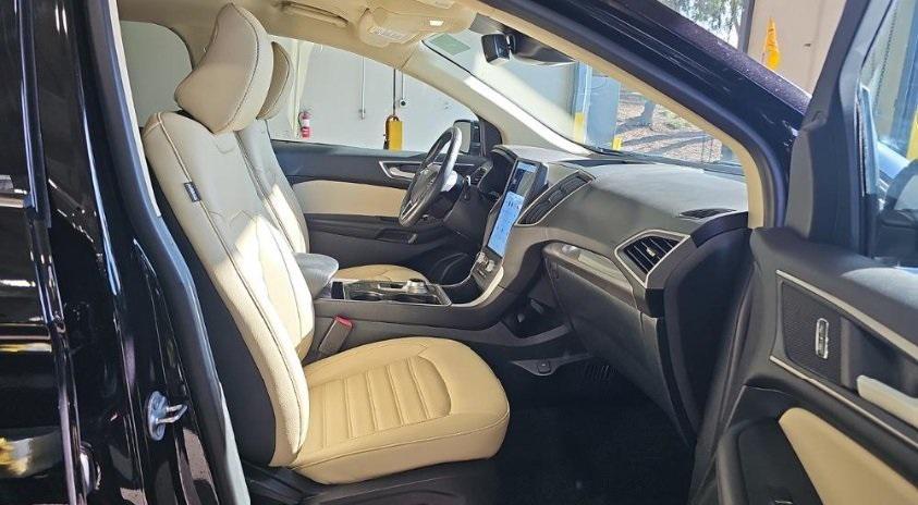 used 2023 Ford Edge car, priced at $26,888