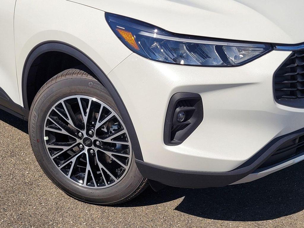 new 2025 Ford Escape PHEV car, priced at $37,885