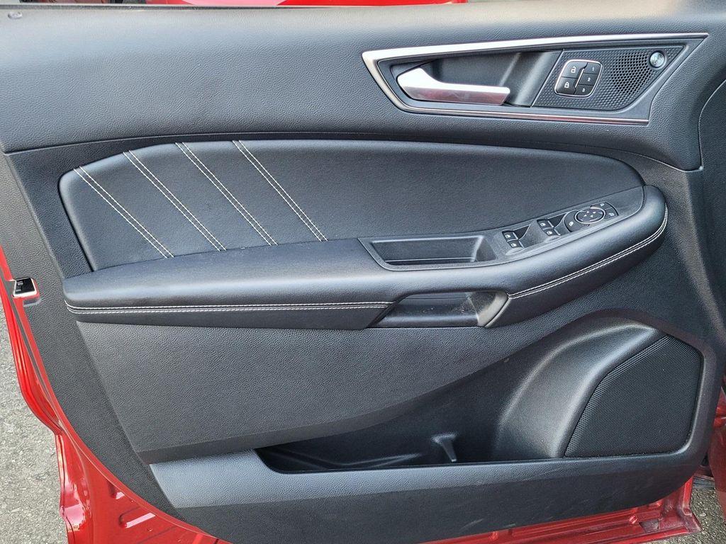 used 2022 Ford Edge car, priced at $28,950