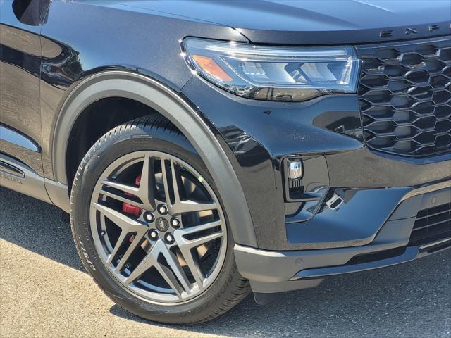 new 2025 Ford Explorer car, priced at $54,860