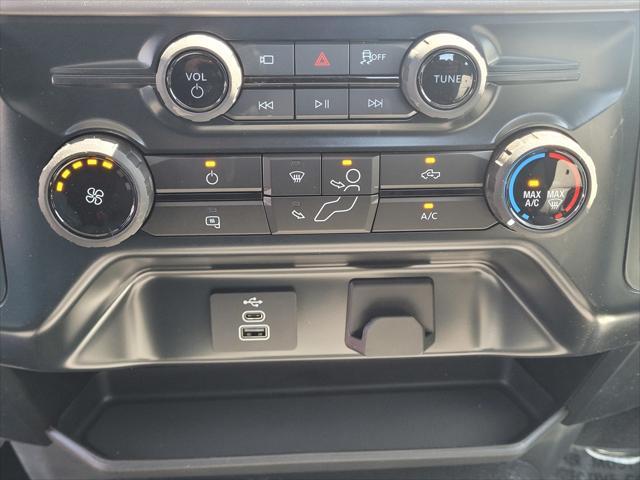 new 2025 Ford F-150 car, priced at $38,950